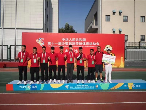 必赢242net官网木球代表队合影